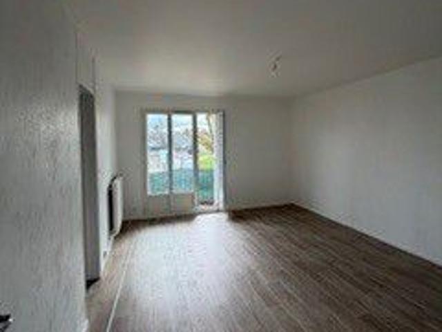 Location / Appartement Type 2 à MARSEILLE LES AUBIGNY