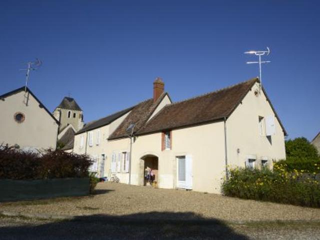 Location / Appartement Type 3 à SAVIGNY EN SANCERRE