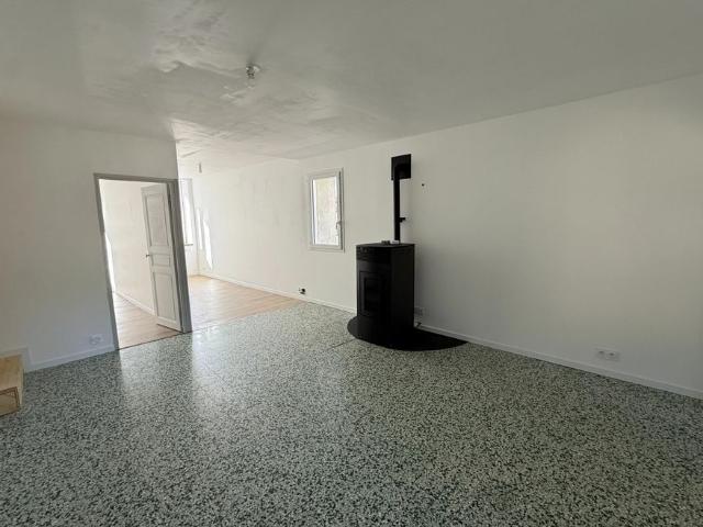 Location appartement type 3 SAOU