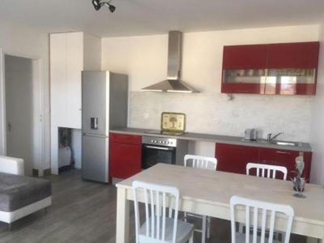 location appartement vayres 2 pièces 44 m2 gironde 33870 810 € / mois