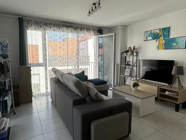 Location Appartement Venelle du Marché, Saint Laurent de Mure