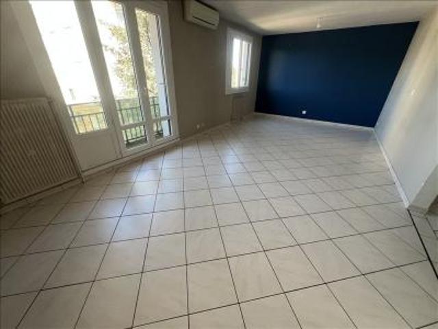 location appartement venissieux 3 pièces 80 m2 rhone 69200 1300 € / mois