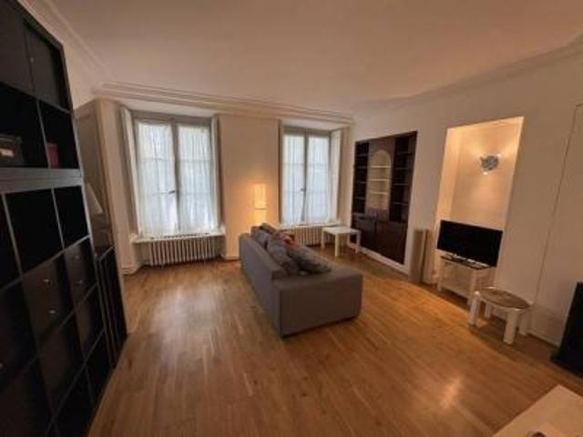 location appartement versailles 2 pièces 41 m2 yvelines 78000 1300 € / mois