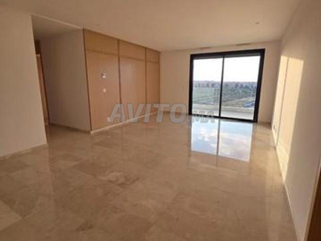 Location appartement vide 3 chambres à CFC