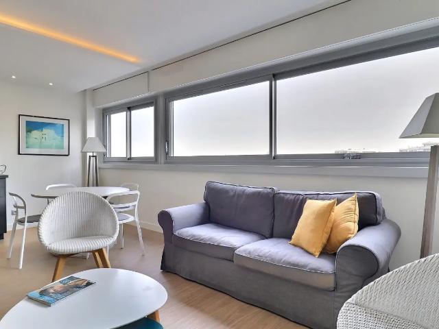 Location Appartement Villa Croix Nivert, Paris
