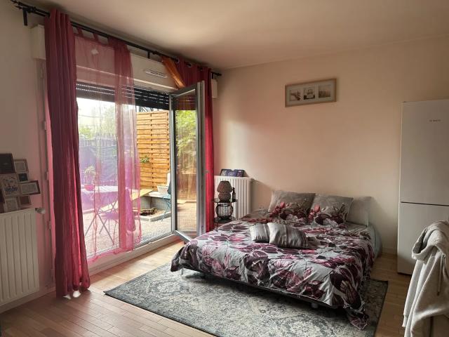 Location Appartement Villa de la Convention, Romainville