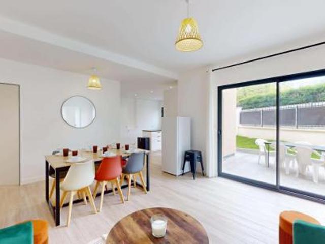 location appartement villejuif 6 pièces 154 m2 val de marne 94800 774 € / mois