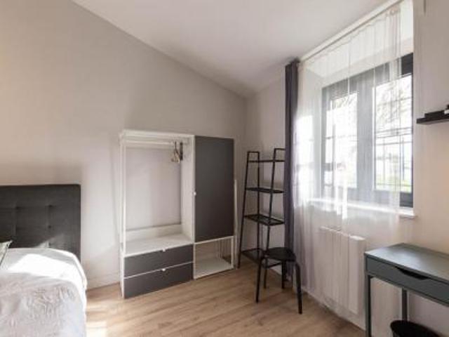 location appartement villeurbanne 4 pièces 50 m2 rhone 69100 556 € / mois
