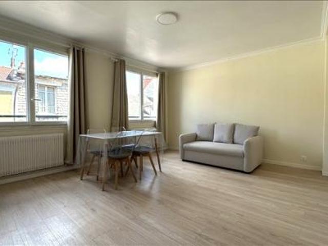 location appartement vitry sur seine 3 pièces 58 m2 val de marne 94400 1300 € / mois