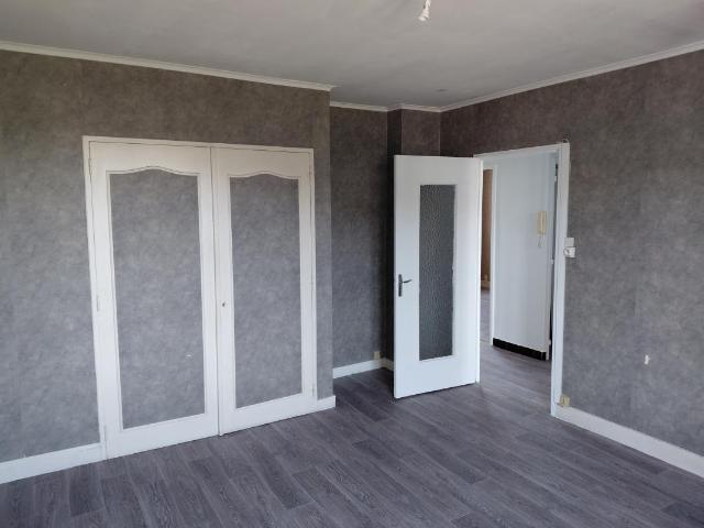Location Appartement à DECINES CHARPIEU