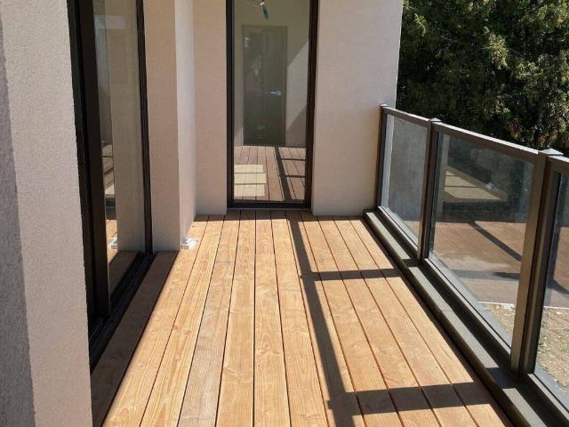 location appartement à échenevex 01170 2 400 €
