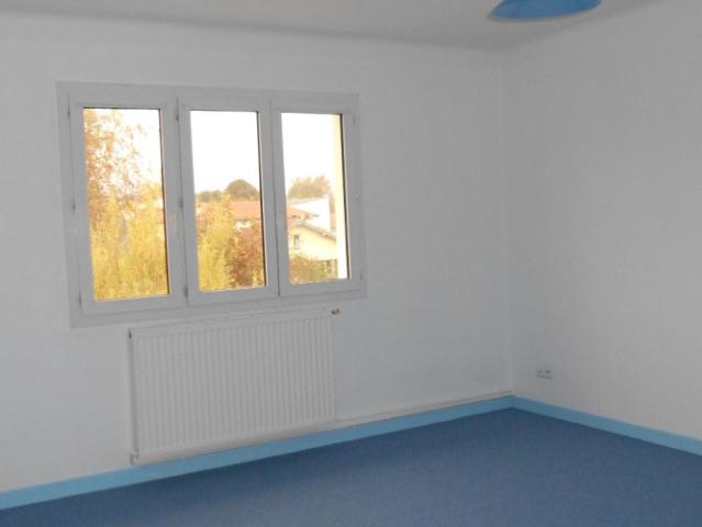 Location appartement à LANNEMEZAN 65300