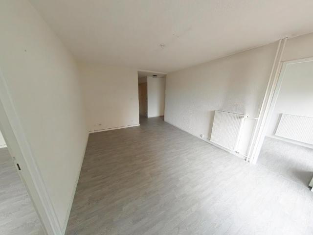 Location Appartement à LE PEAGE DE ROUSSILLON