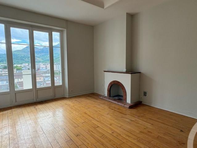 Location appartement à LOURDES 65100