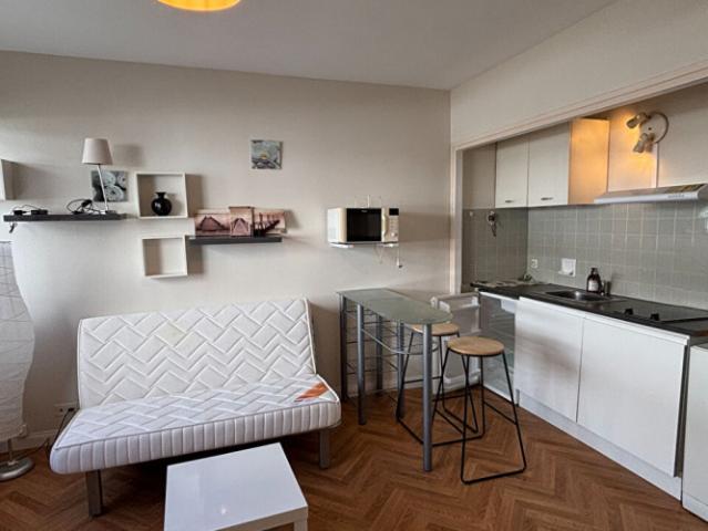 Location appartement à PAU 64000