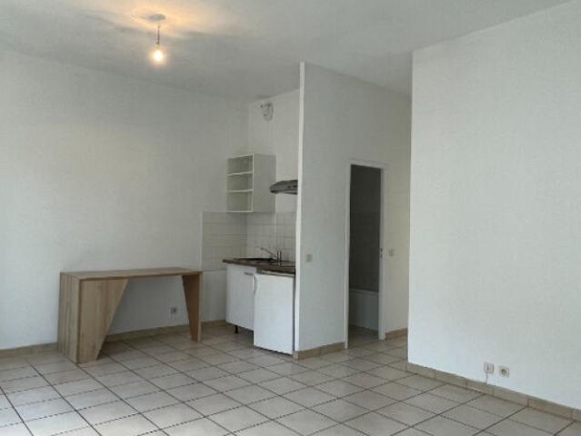 Location appartement à PAU 64000
