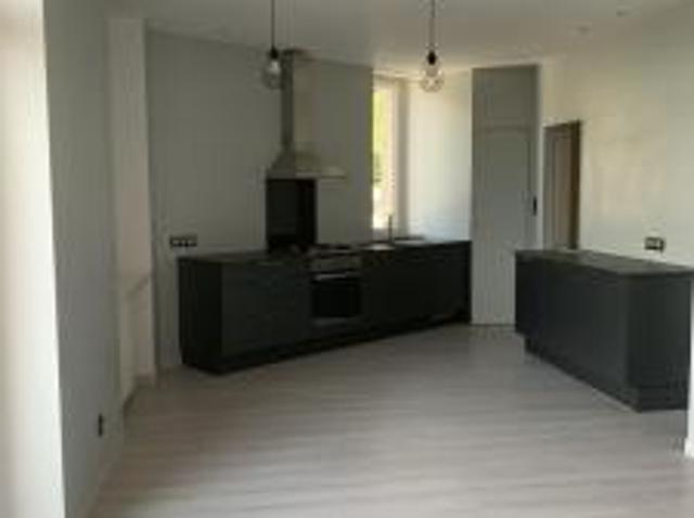 location appartement a proximité de la gare 3 pièces 61 m2 puy de dome 63300 430 €