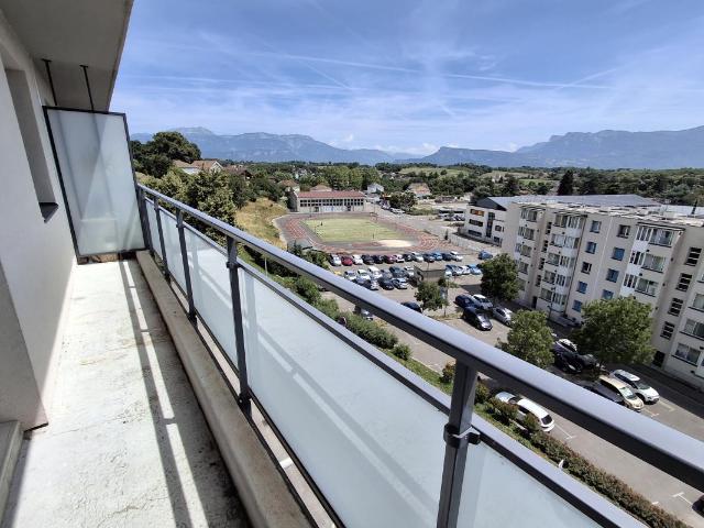 Location Appartement à RIVES