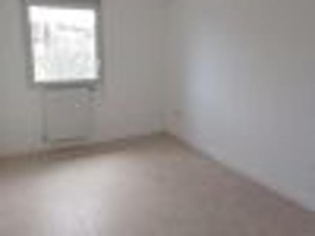 Location Appartement à ST HILAIRE DU ROSIER