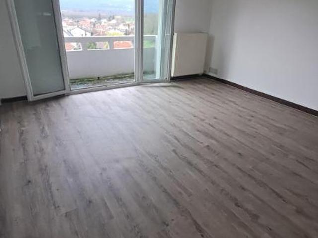 Location Appartement à TULLINS