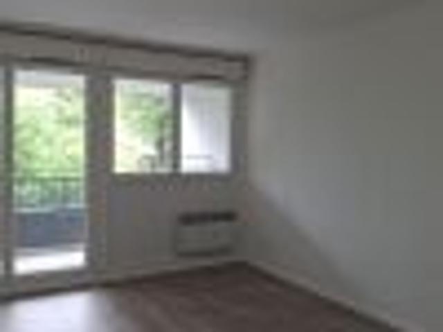 Location Appartement à VILLEFONTAINE