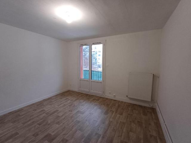 Location Appartement à VIZILLE