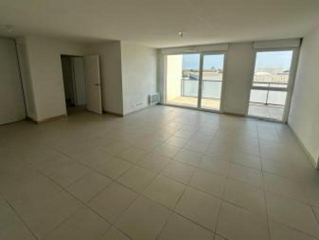 location appartement agde 4 pièces 89 m2 herault 34300 900 € / mois