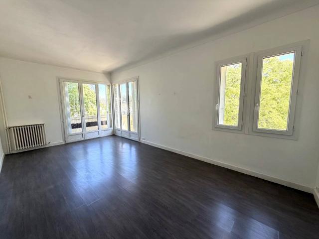 Location appartement Aix en Provence, 2 pièces, 1 chambre, 47.5 m², 1068 € / Mois Charges comprises