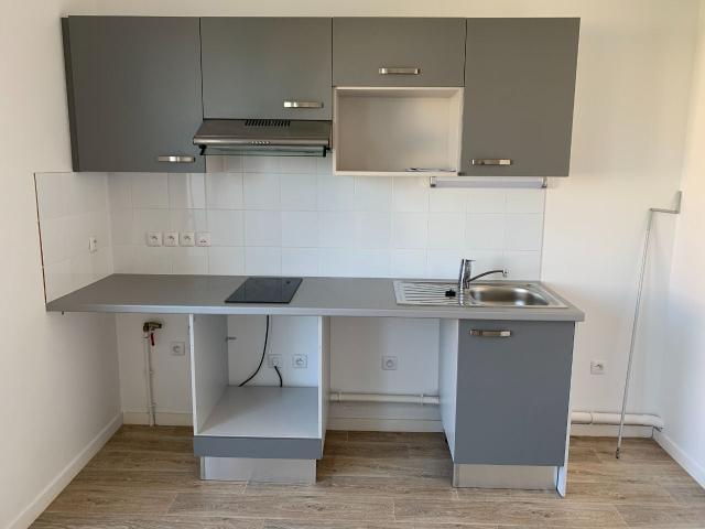 Location Appartement Allée Albert Camus, Trappes