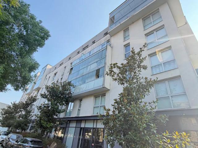 Location Appartement Allée André Cadot, Le Bourget
