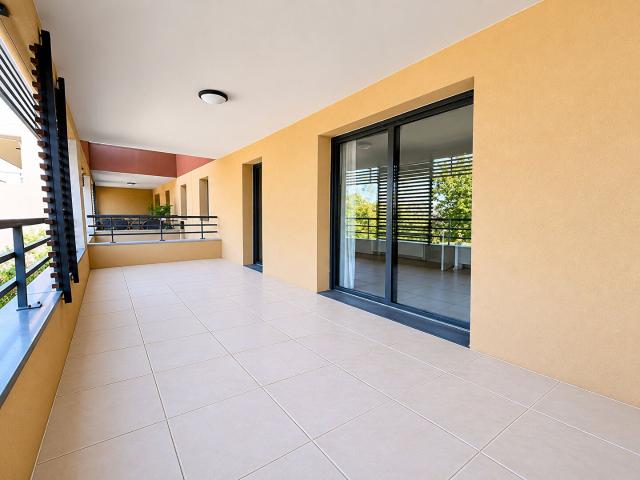 Location Appartement Allée Campou de Grimaldi Régusse, Aix en Provence