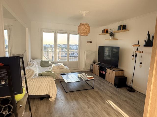 Location Appartement Allée Charles Brune, Lucé