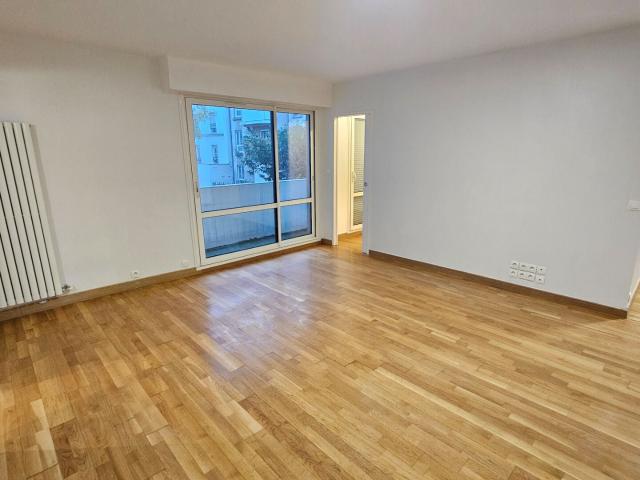 Location Appartement Allée d'Andrézieux, Paris