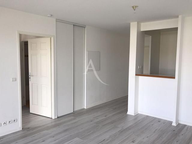 Location Appartement Allée de la Loire, Élancourt