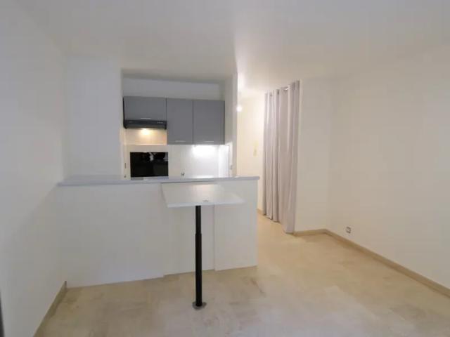 Location Appartement Allée de la Palmeraie, Nice