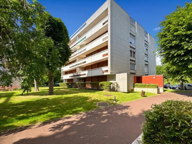 Location Appartement Allée des Collèges, Draveil