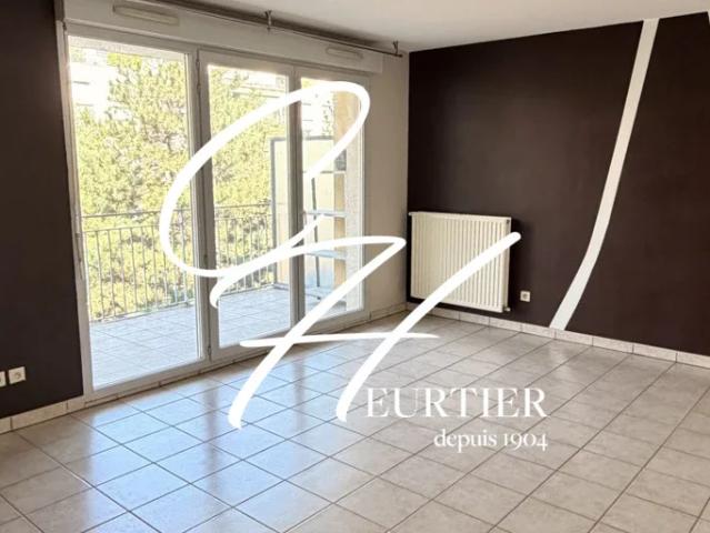 Location Appartement Allée des Deux Mondes, Grenoble