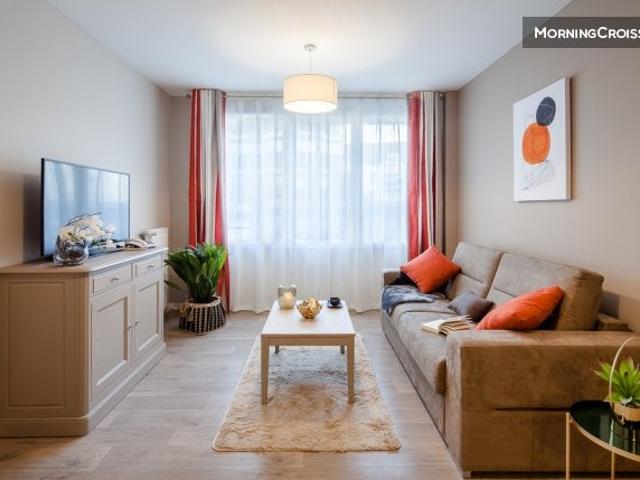 Location Appartement Allée des Rives de Bagatelle, Suresnes