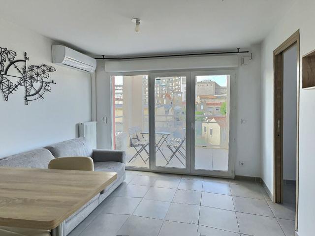 Location Appartement Allée des Tilleuls, Marseille