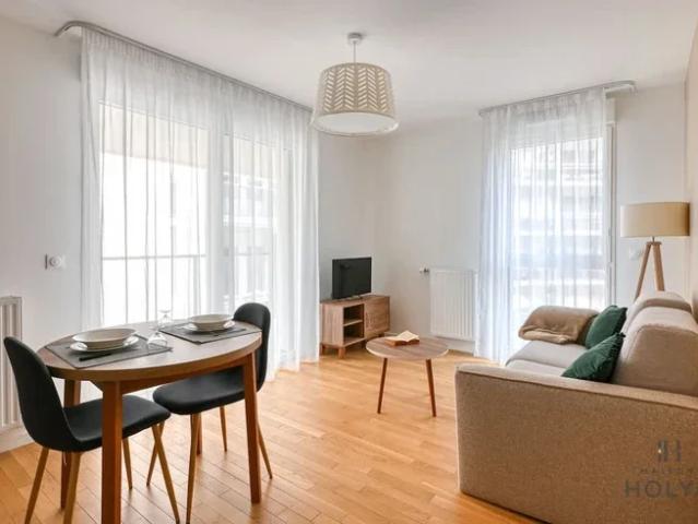 Location Appartement Allée Gisèle Halimi, Clichy