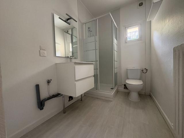 Location Appartement Allée Jacqueline Auriol, Saint Cyr l'École