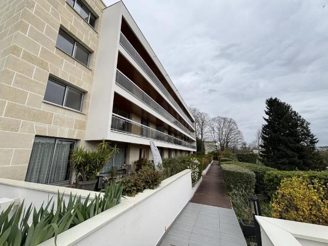Location Appartement Allée Le Nôtre / Mortemets, Versailles