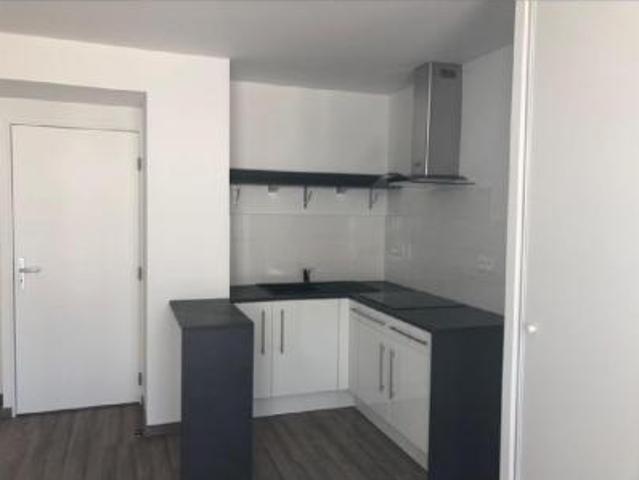 location appartement amiens 2 pièces 46 m2 somme 80000 630 € / mois