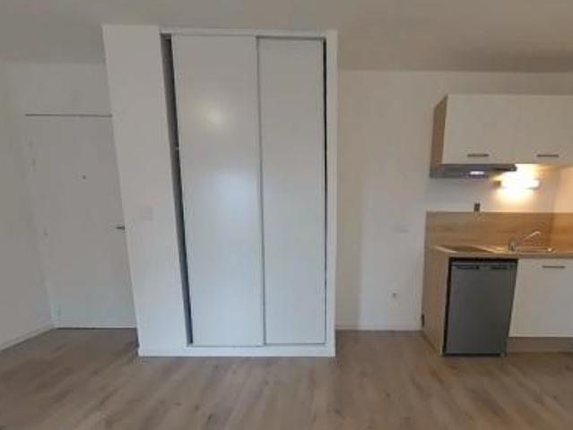 location appartement angers 2 pièces 44 m2 maine et loire 49100 710 € / mois