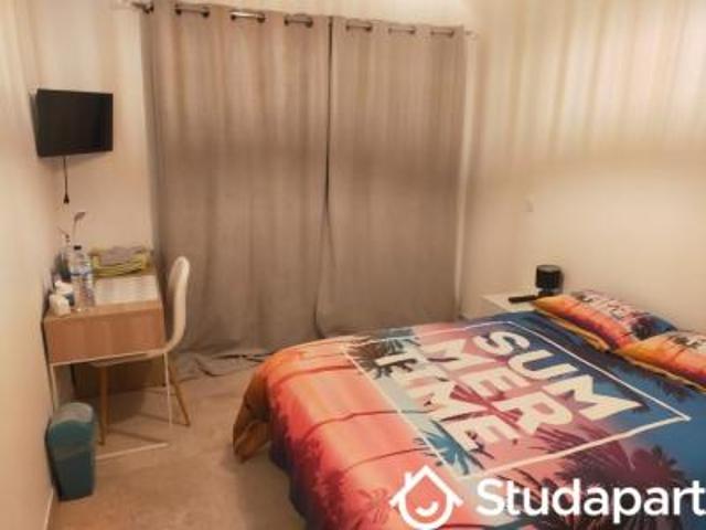 location appartement angles 1 pièce 12 m2 gard 30133 370 € / mois