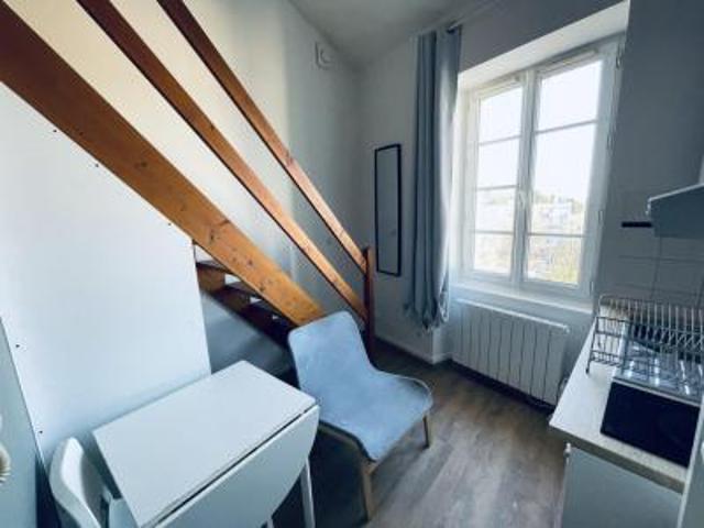 location appartement angouleme 1 pièce 17 m2 charente 16000 434 € / mois