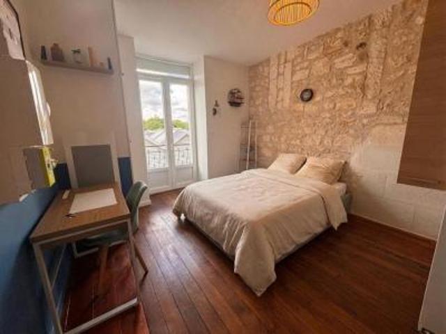location appartement angouleme 1 pièce 19 m2 charente 16000 595 € / mois
