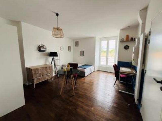 location appartement angouleme 1 pièce 23 m2 charente 16000 595 € / mois