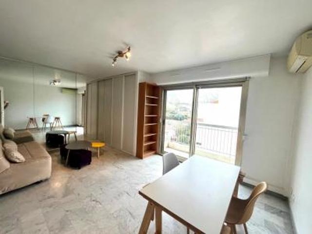 location appartement antibes centre 29 m2 alpes maritimes 06600 649 € / mois