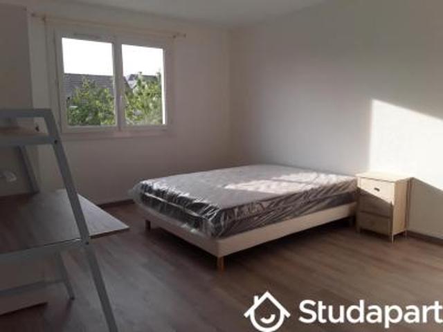 location appartement athis mons 1 pièce 350 m2 essonne 91200 640 € / mois